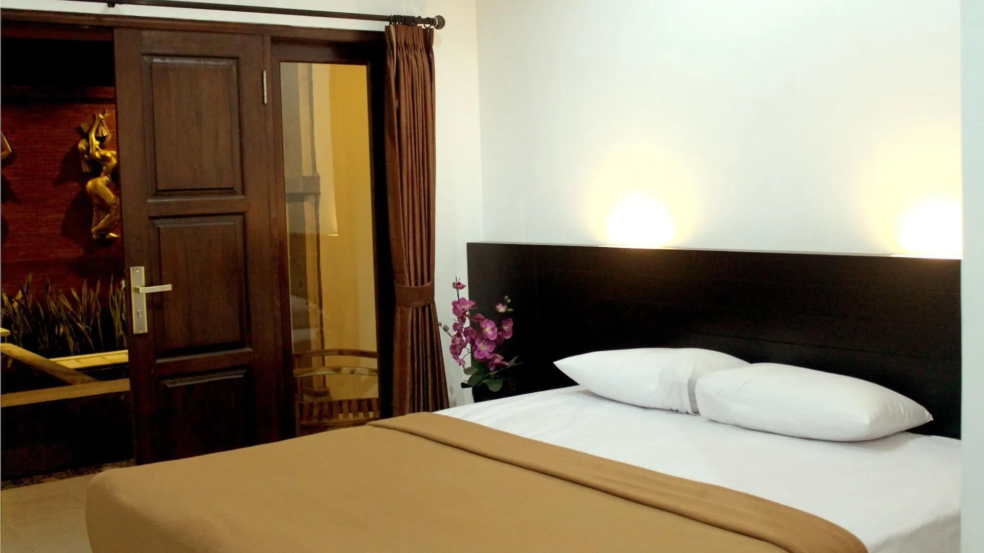 *** Hotell Jesens Inn II Kuta Lombok Indonesien