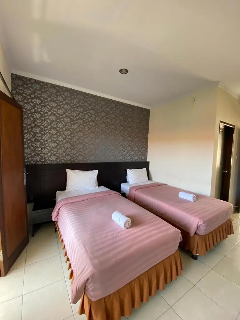 Jesens Inn II Kuta  3*, Kuta (Bali)