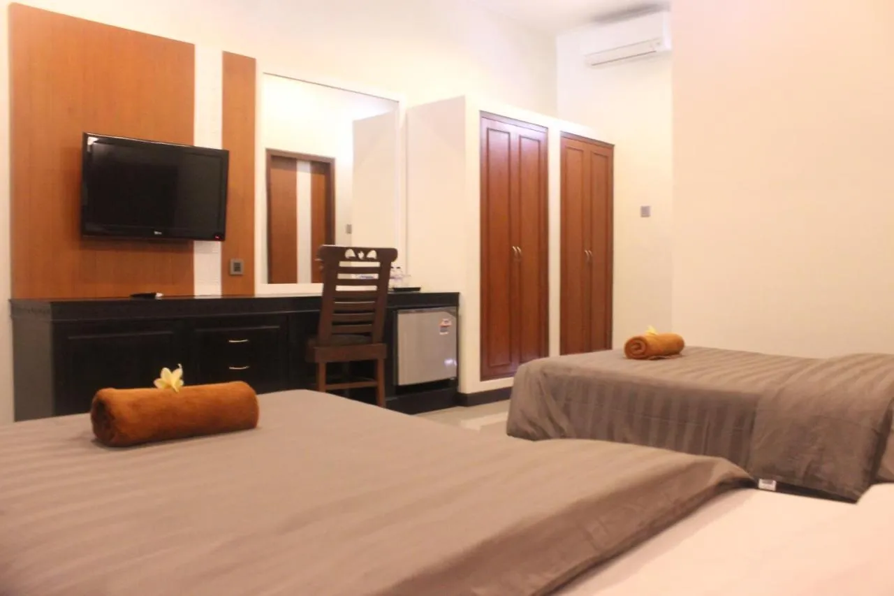 Hotell Jesens Inn II Kuta Lombok